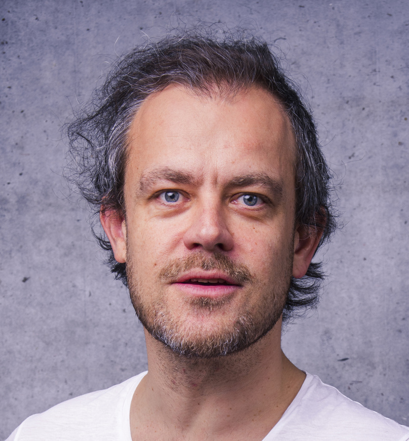 <p>Valentin Riedl <span style="font-weight: normal;">Principal Investigator</span></p>